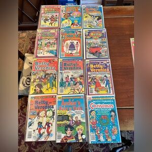 1980’s Archie Series Betty & Veronica comic books lot of 12